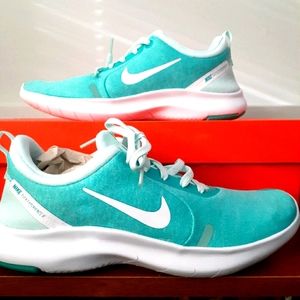 Nike flex experience RN Green Womens Running Shoes